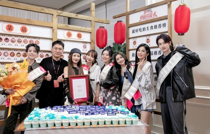 Chi Pu giành danh hiệu người chơi xuất sắc nhất. Chi Pu giành danh hiệu người chơi xuất sắc nhất.