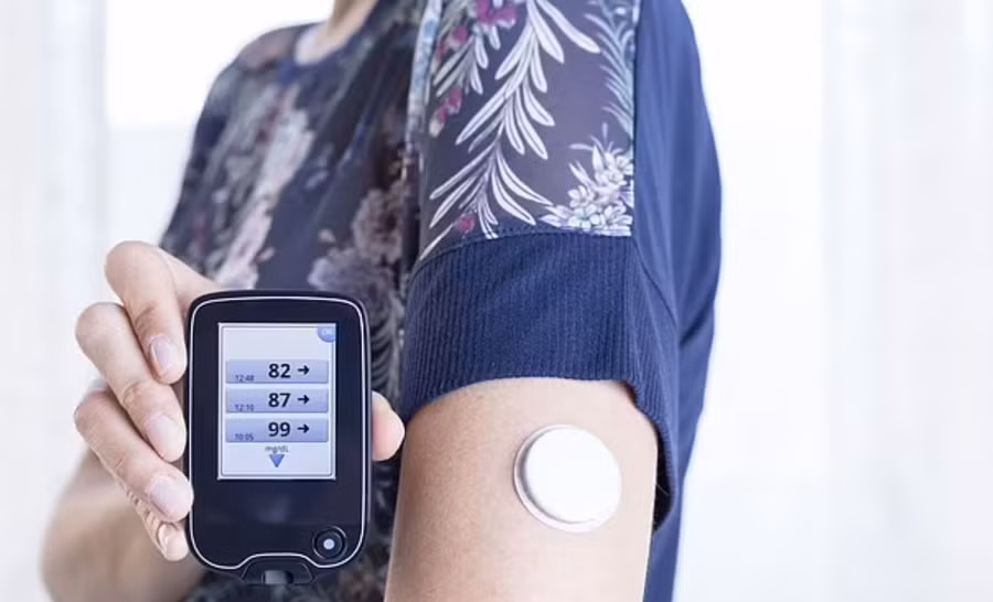 AI sẽ đưa ra chẩn đoán chính xác hơn khi được bổ sung độ tuổi và chỉ số khối cơ thể (BMI) của bệnh nhân vào mô hình dự đoán. Ảnh minh họa: Shutterstock AI sẽ đưa ra chẩn đoán chính xác hơn khi được bổ sung độ tuổi và chỉ số khối cơ thể (BMI) của bệnh nhân vào mô hình dự đoán. Ảnh minh họa: Shutterstock