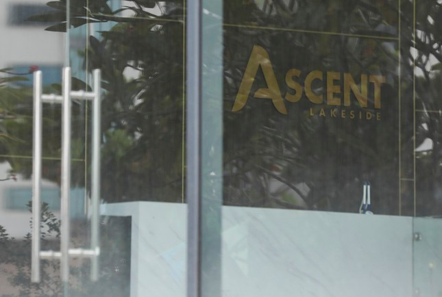 Theo hợp đồng mua bán, chủ đầu tư dự án Ascent Lakeside sẽ bàn giao nhà cho khách hàng từ tháng 6/2019 nhưng đến nay các khách hàng vẫn chưa được nhận nhà.