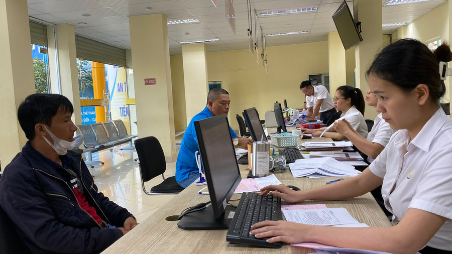 Nguồn thu tiền sử dụng đất tại TP Pleiku chủ yếu từ hồ sơ lẻ người dân chuyển mục đích sử dụng đất, công nhận quyền sử dụng đất. Ảnh: Sơn Ca