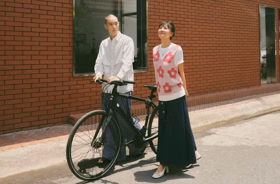 Hình ảnh trong MV "Cơn mưa rào"