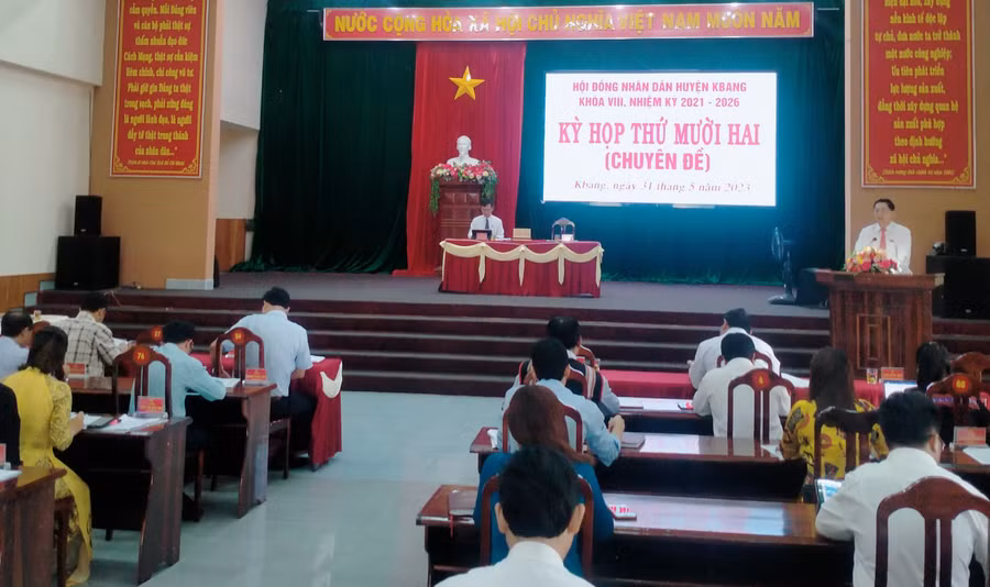 Quang cảnh kỳ họp. Ảnh: Hồng Hạnh