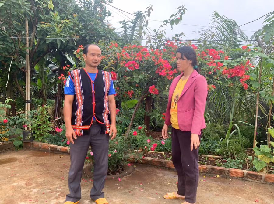 Với vai trò là Trưởng điểm nhóm Tin lành Plei Pang, ông Kpă Bih đã vận động các tín đồ sống tốt đời, đẹp đạo. Ảnh: R.H