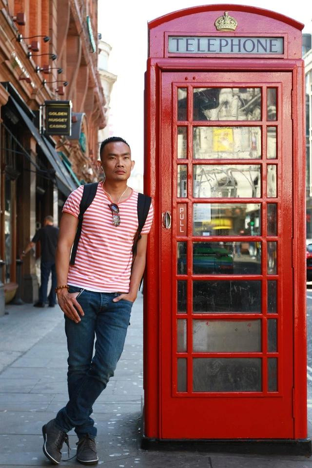 Tác giả tại thủ đô London (Anh)