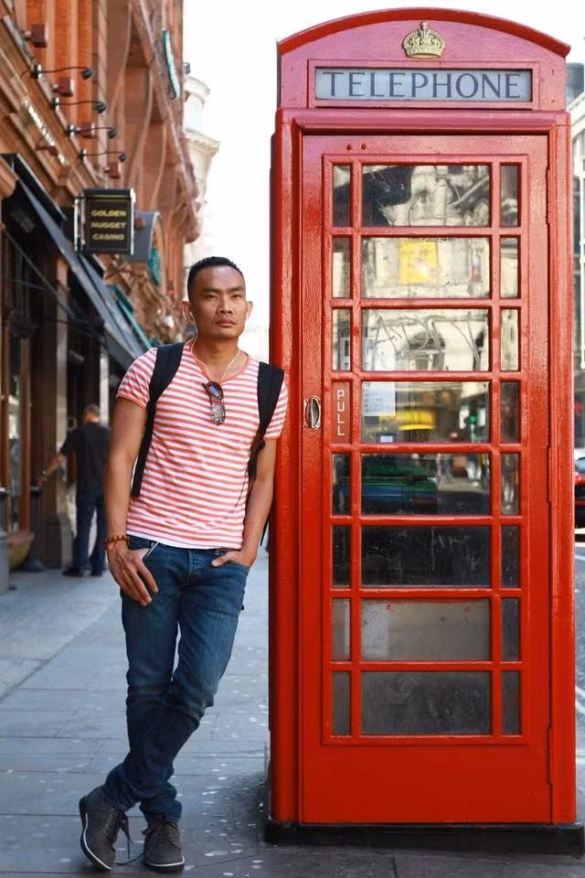 Tác giả tại thủ đô London (Anh)