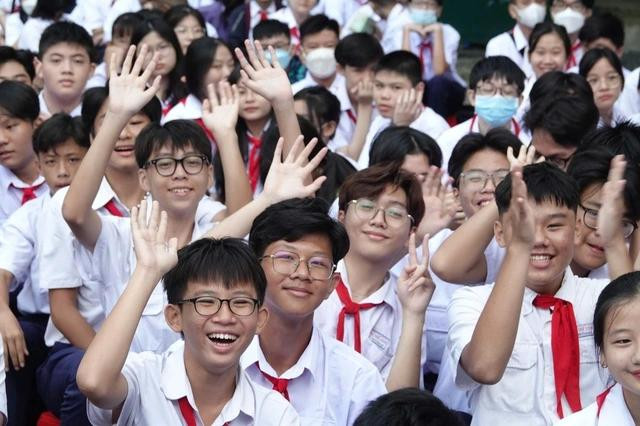 Trước khai giảng, Sở GD-ĐT TP.HCM liên tiếp có những chỉ đạo về việc thực hiện các khoản thu trong năm học mới