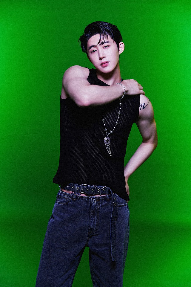 Rapper B.I được &quot;nhá hàng&quot; vẫn tham gia 8Wonder Moon Festival