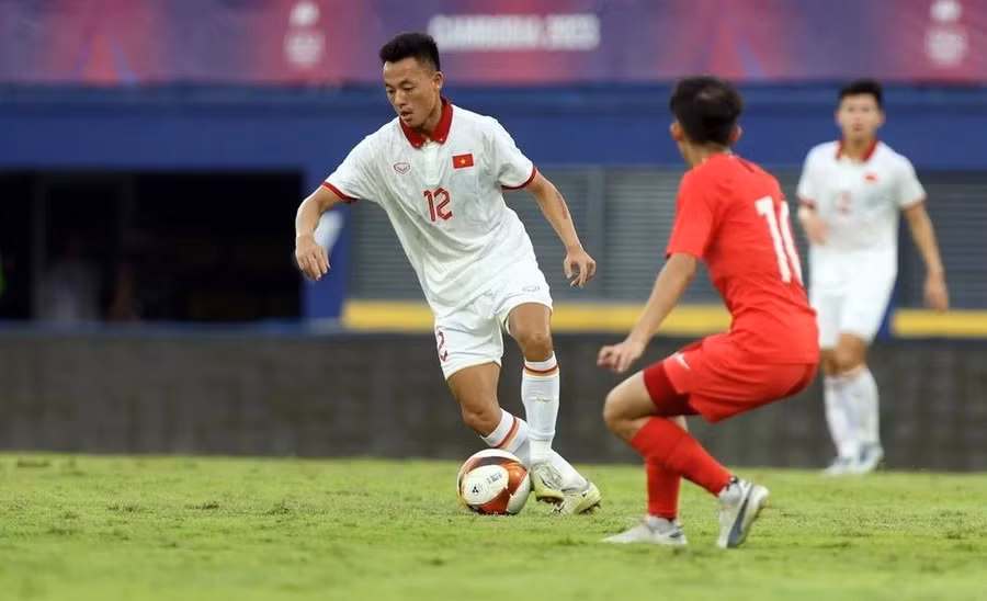 Thái Sơn cần cố gắng để chinh phục HLV Kim Sang-sik