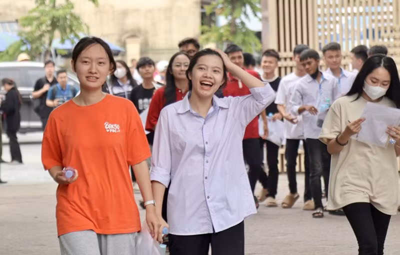 Thi tốt nghiệp THPT năm 2025 chỉ còn 3 buổi thi. Ảnh nguồn thi: tuyensinh247.com