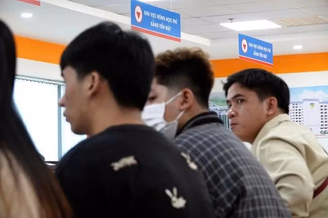 Năm học 2024 - 2025, học phí tại các trường ĐH dao động từ trên 10 triệu đến trên 800 triệu đồng/năm Năm học 2024 - 2025, học phí tại các trường ĐH dao động từ trên 10 triệu đến trên 800 triệu đồng/năm