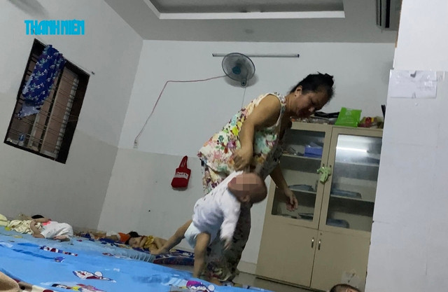 Bà Tuyền thẳng tay bạo hành trẻ sơ sinh trong các ca làm đêm Bà Tuyền thẳng tay bạo hành trẻ sơ sinh trong các ca làm đêm