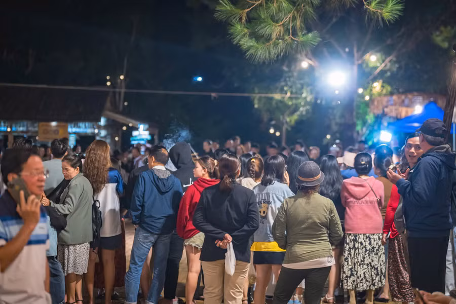 Ông Phạm Văn Thắng - Phó Chủ tịch huyện Kon Plông cho biết, huyện đã chỉnh trang các điểm du lịch, đường sá, khu lưu trú để phục vụ du khách trong dịp lễ Quốc khánh 2/9. Huyện còn tổ chức hội thi cồng chiêng, múa xoang, phối hợp với các doanh nghiệp tổ chức đêm nhạc để thu hút thêm du khách đến với thị trấn Măng Đen.