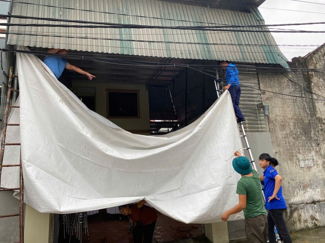 Giúp dân chằng chống lại nhà cửa Giúp dân chằng chống lại nhà cửa