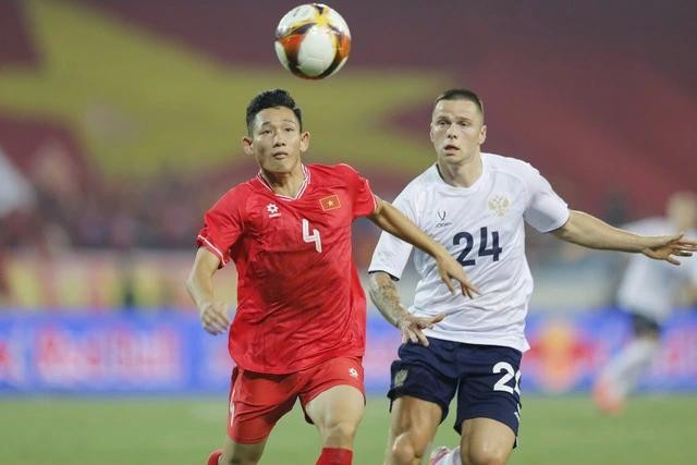 Đội tuyển Việt Nam thua 0-3 trước Nga trong trận ra quân Đội tuyển Việt Nam thua 0-3 trước Nga trong trận ra quân