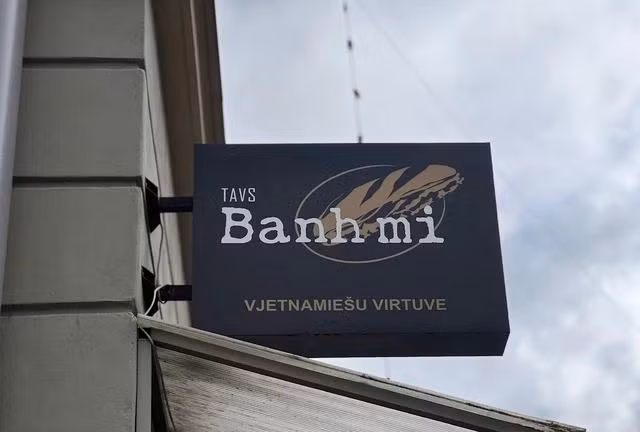 Nhà hàng Bánh mì ở Riga (Latvia) Nhà hàng Bánh mì ở Riga (Latvia)