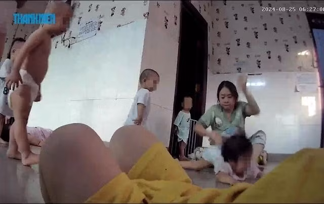 Bà Cẩm nhẫn tâm đánh đập bé gái hơn 1 tuổi