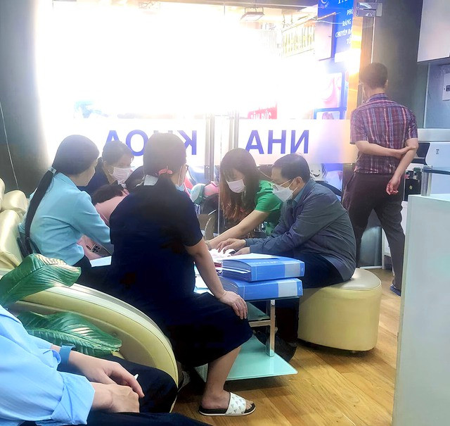 Thanh tra Sở Y tế TP.HCM kiểm tra phòng khám T.Đ vào chiều 20.3