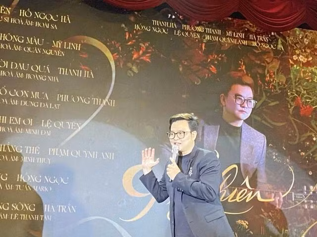 Nhạc sĩ Nguyễn Minh Cường tại buổi họp báo ra mắt album chiều 8.4 ở TP.HCM