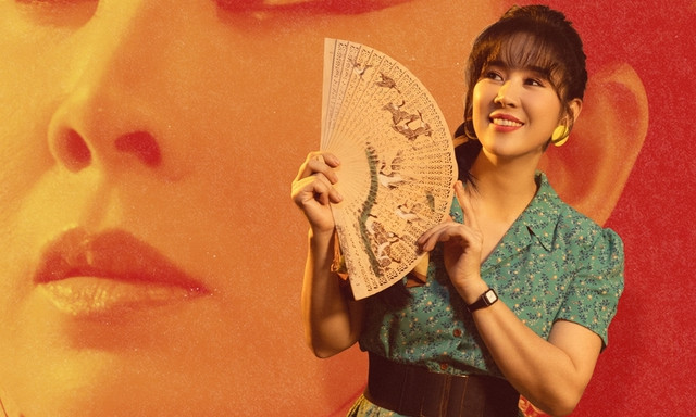 Nghệ sĩ Lê Phương trong phim "Sáng đèn" Nghệ sĩ Lê Phương trong phim "Sáng đèn"