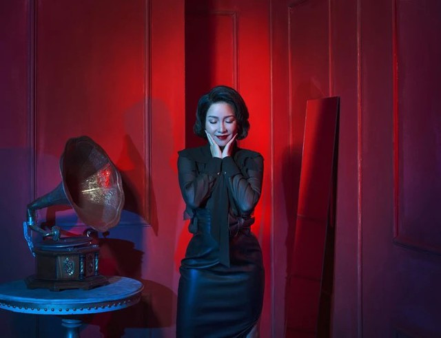 Ca sĩ Mỹ Linh "gây bão" với bản hit "Hoa nở không màu" của Hoài Lâm Ca sĩ Mỹ Linh "gây bão" với bản hit "Hoa nở không màu" của Hoài Lâm