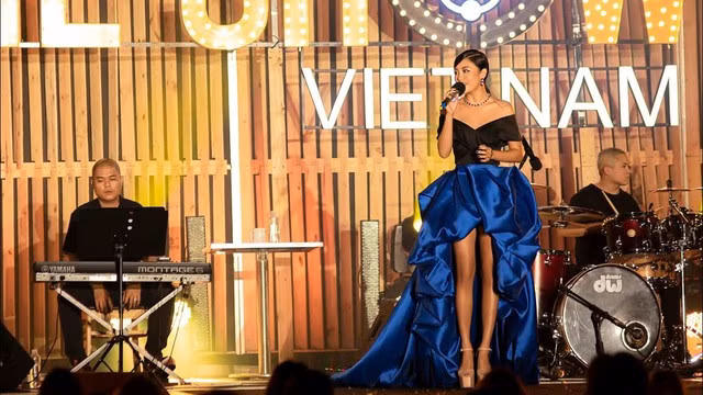 Văn Mai Hương sẽ mở đầu cho dự án "Xin Chào - Chắp cánh hình ảnh Việt bay xa"