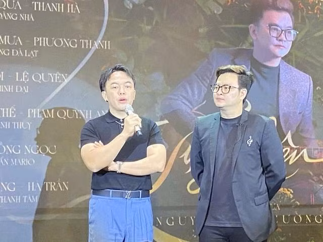 Đạo diễn Trần Thành Trung (trái, quản lý của ca sĩ Hồ Ngọc Hà) chia sẻ Hồ Ngọc Hà sẽ làm MV cho ca khúc Tự nhiên như một cách để ủng hộ, lan tỏa album mới của nhạc sĩ Nguyễn Minh Cường