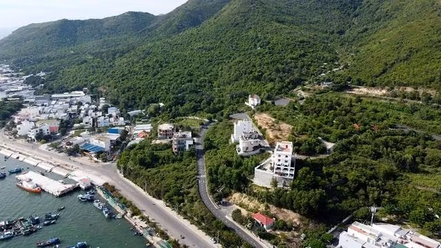 Nha Trang sẽ phát triển thêm các khu đô thị, khu du lịch trên núi Nha Trang sẽ phát triển thêm các khu đô thị, khu du lịch trên núi