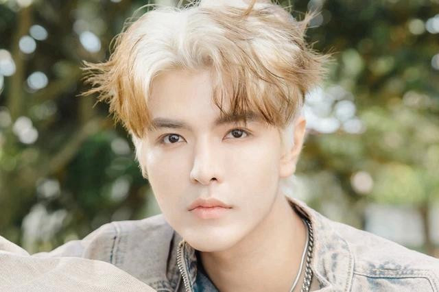 Đỗ Hiếu chăm chỉ ra sản phẩm sau ồn ào với Noo Phước Thịnh Đỗ Hiếu chăm chỉ ra sản phẩm sau ồn ào với Noo Phước Thịnh