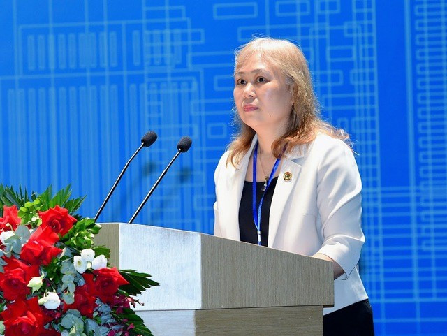 Theo bà Phạm Thu Lan, Phó Viện trưởng Viện Công nhân - Công đoàn, tiền lương là yếu tố quan trọng để tăng năng suất lao động. Ảnh: NB Theo bà Phạm Thu Lan, Phó Viện trưởng Viện Công nhân - Công đoàn, tiền lương là yếu tố quan trọng để tăng năng suất lao động. Ảnh: NB