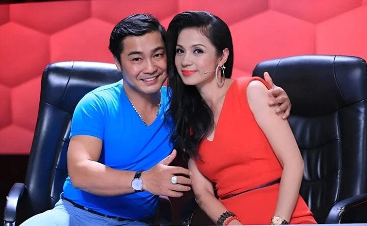 Cặp đôi vẫn giữ mối quan hệ thân thiết suốt nhiều năm. Cặp đôi vẫn giữ mối quan hệ thân thiết suốt nhiều năm.