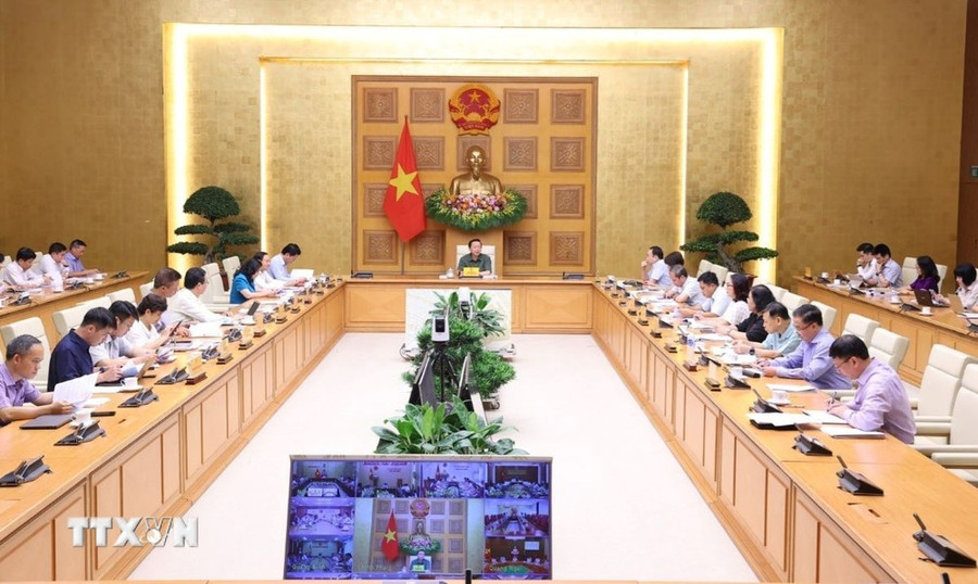 Phó Thủ tướng Trần Hồng Hà chủ trì cuộc họp. (Ảnh: Văn Điệp/TTXVN) Phó Thủ tướng Trần Hồng Hà chủ trì cuộc họp. (Ảnh: Văn Điệp/TTXVN)
