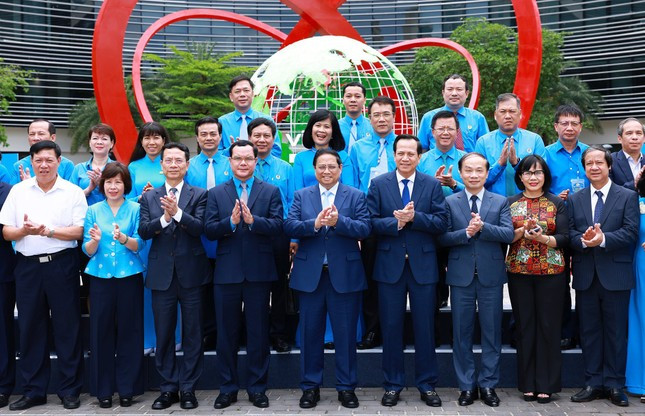 Thủ tướng Phạm Minh Chính và các đại biểu tham dự hội nghị. Thủ tướng Phạm Minh Chính và các đại biểu tham dự hội nghị.