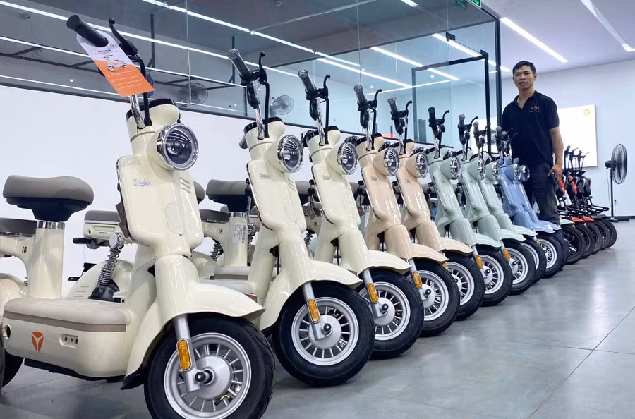 Nhiều mẫu xe thiết kế theo phong cách hoài cổ kết hợp tính năng hiện đại được người tiêu dụng yêu thích. Ảnh: S.C