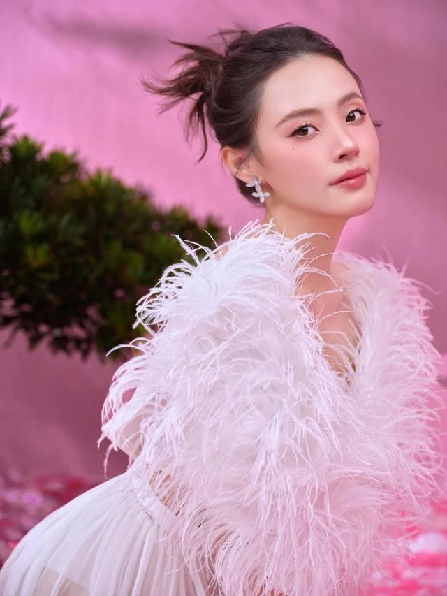 Thời gian qua, Midu nhận được nhiều sự quan tâm khi thông báo sắp lên xe hoa Thời gian qua, Midu nhận được nhiều sự quan tâm khi thông báo sắp lên xe hoa