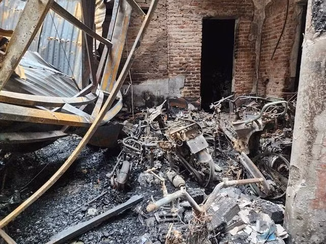 Bên trong khu vực cháy nhà trọ khiến 14 người chết