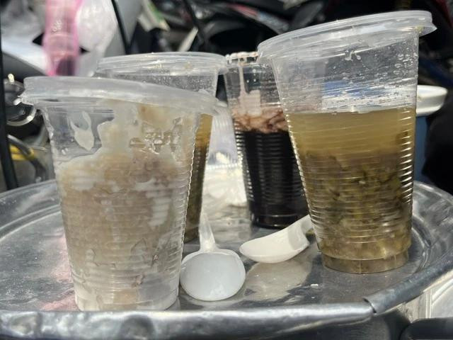 Những ly chè chứa đựng tuổi thơ của bao người TP.HCM Những ly chè chứa đựng tuổi thơ của bao người TP.HCM