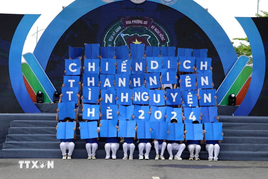 Các hoạt động trong Lễ ra quân Chiến dịch Thanh niên tình nguyện Hè năm 2024. (Ảnh: Hoàng Ngọc/TTXVN) Các hoạt động trong Lễ ra quân Chiến dịch Thanh niên tình nguyện Hè năm 2024. (Ảnh: Hoàng Ngọc/TTXVN)