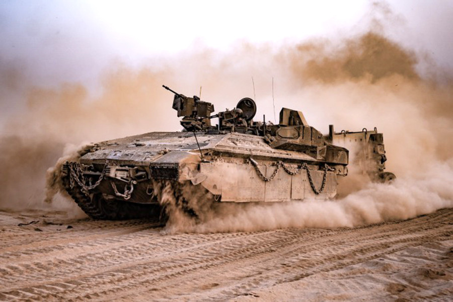 Thiết giáp Namer của quân đội Israel tác chiến tại Dải Gaza trong hình ảnh được công bố vào ngày 26-5. Ảnh: IDF Thiết giáp Namer của quân đội Israel tác chiến tại Dải Gaza trong hình ảnh được công bố vào ngày 26-5. Ảnh: IDF