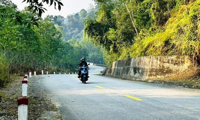 Đường Trường Sơn nối huyện Đông Giang và Nam Giang (Quảng Nam) Đường Trường Sơn nối huyện Đông Giang và Nam Giang (Quảng Nam)