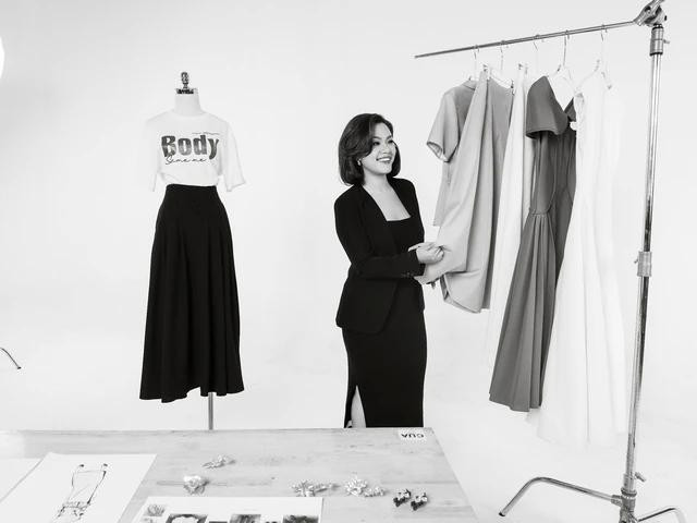 Phương Vy Idol từng bị miệt thị ngoại hình sau khi sinh con, Tuy nhiên, nhờ sự hỗ trợ của chồng và gia đình, nữ ca sĩ giảm cân thành công và trở lại với sân khấu Phương Vy Idol từng bị miệt thị ngoại hình sau khi sinh con, Tuy nhiên, nhờ sự hỗ trợ của chồng và gia đình, nữ ca sĩ giảm cân thành công và trở lại với sân khấu