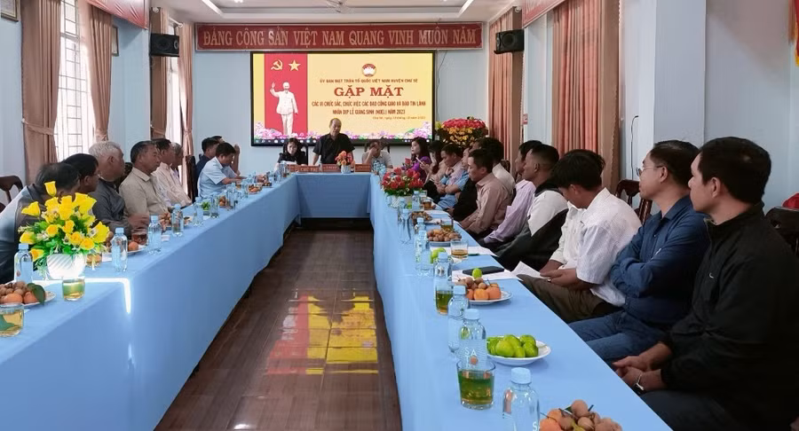 Quang cảnh buổi gặp mặt. Ảnh: K.P