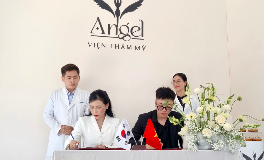 Lễ ký kết chuyển giao công nghệ Lễ ký kết chuyển giao công nghệ