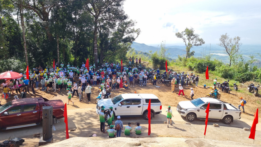 Hơn 300 vận động viên tham gia tại Giải Việt dã “Chinh phục đỉnh Pờ Yầu” lần thứ II-năm 2023.