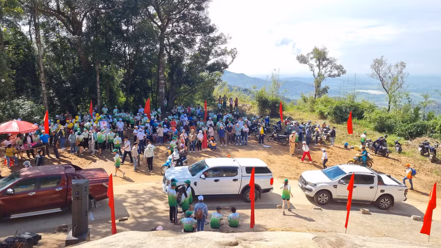 Hơn 300 vận động viên tham gia tại Giải Việt dã “Chinh phục đỉnh Pờ Yầu” lần thứ II-năm 2023.