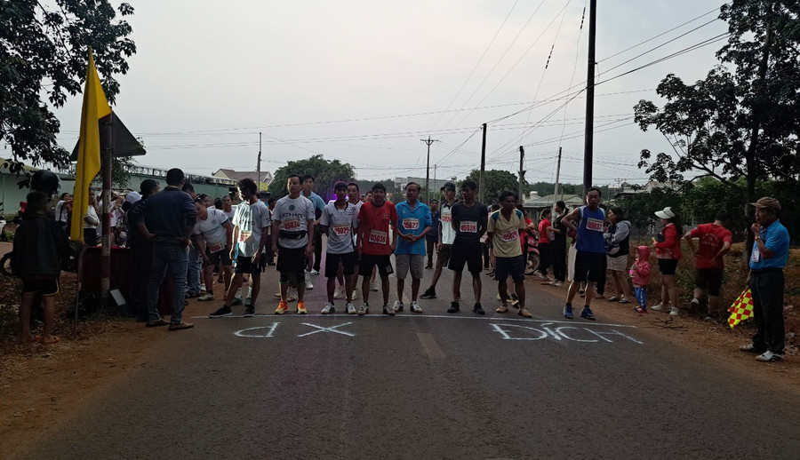 Đông đảo các VĐV tham gia tại giải. Ảnh: H.P Đông đảo các VĐV tham gia tại giải. Ảnh: H.P