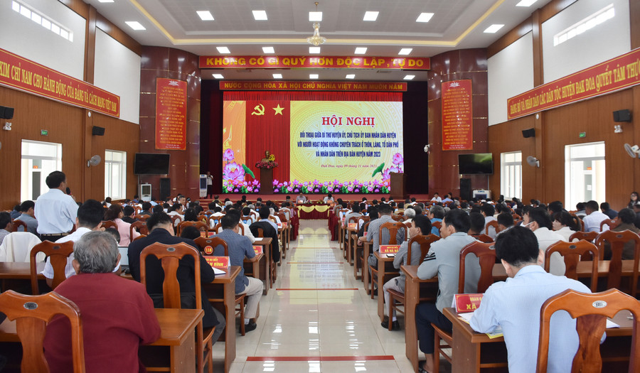 5Quang cảnh buổi đối thoại. Ảnh: H.P 5Quang cảnh buổi đối thoại. Ảnh: H.P