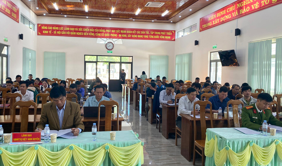 Các đại biểu tham dự tại hội nghị. Ảnh: K.P