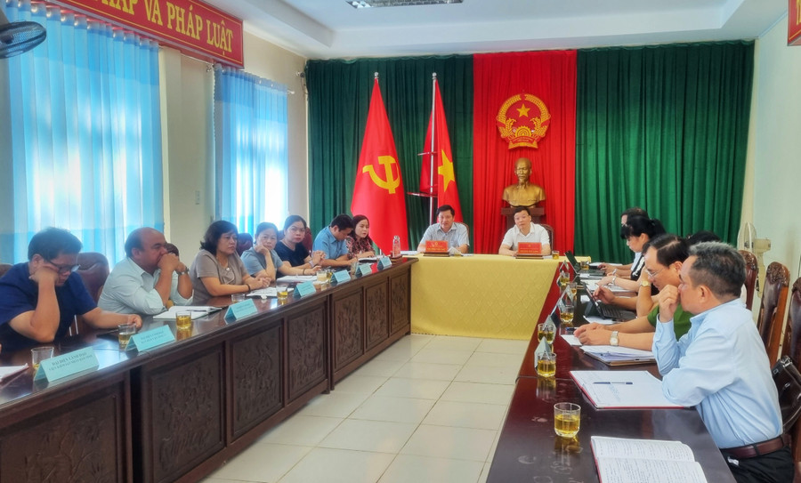 Quang cảnh buổi tiếp công dân. Ảnh: Hà Phương