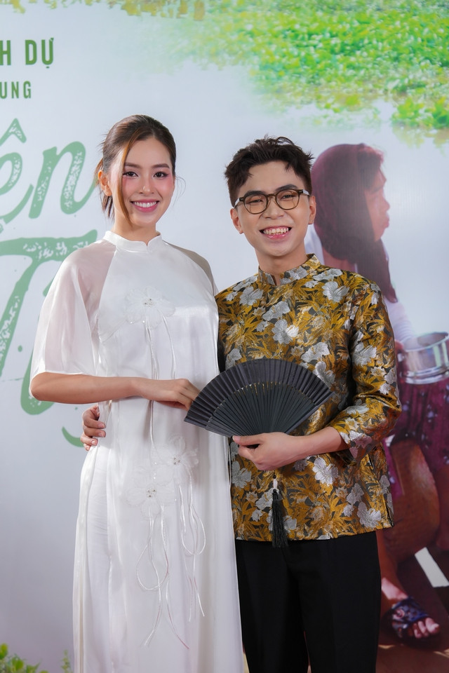 Minh Dự cùng Tiểu Vy Minh Dự cùng Tiểu Vy