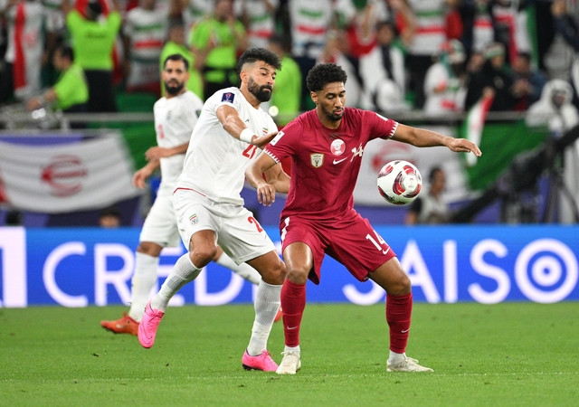 Qatar nỗ lực và có màn ngược dòng 2-1 trước khi hiệp 1 khép lại. Ảnh: AFC Qatar nỗ lực và có màn ngược dòng 2-1 trước khi hiệp 1 khép lại. Ảnh: AFC